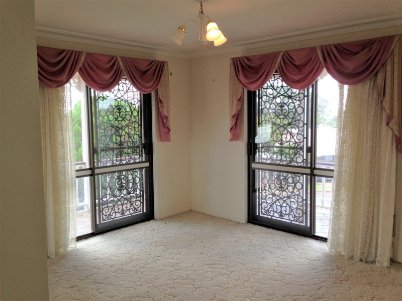 8 Gascony Street, Harristown QLD 4350