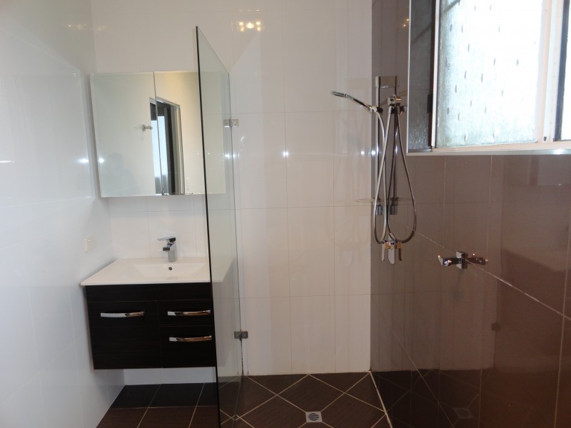 1 Zoe Court, Centenary Heights QLD 4350