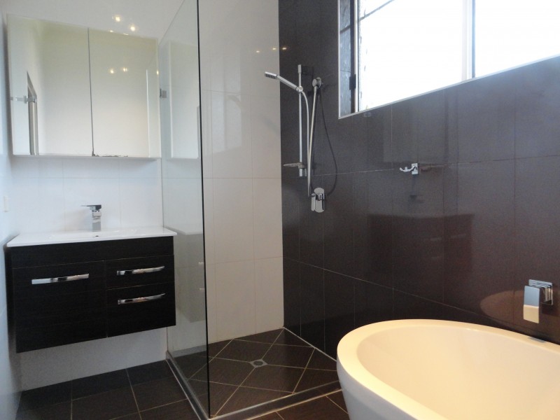 1 Zoe Court, Centenary Heights QLD 4350