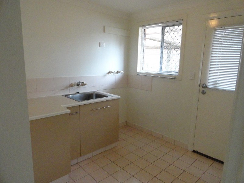 1 Zoe Court, Centenary Heights QLD 4350