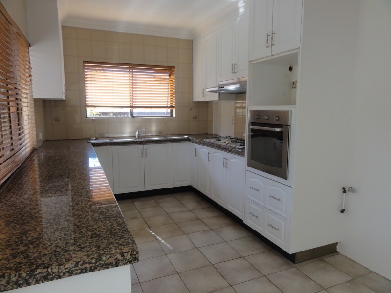 19D Wirra Wirra Street, Mount Lofty QLD 4350