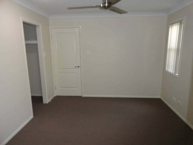 2/12 Tempest Drive, Glenvale QLD 4350