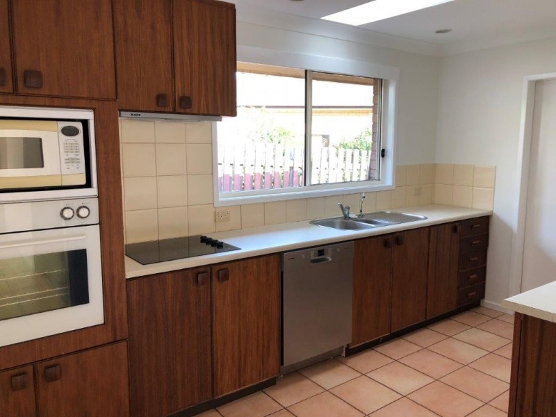 1 Mina Street, Rangeville QLD 4350
