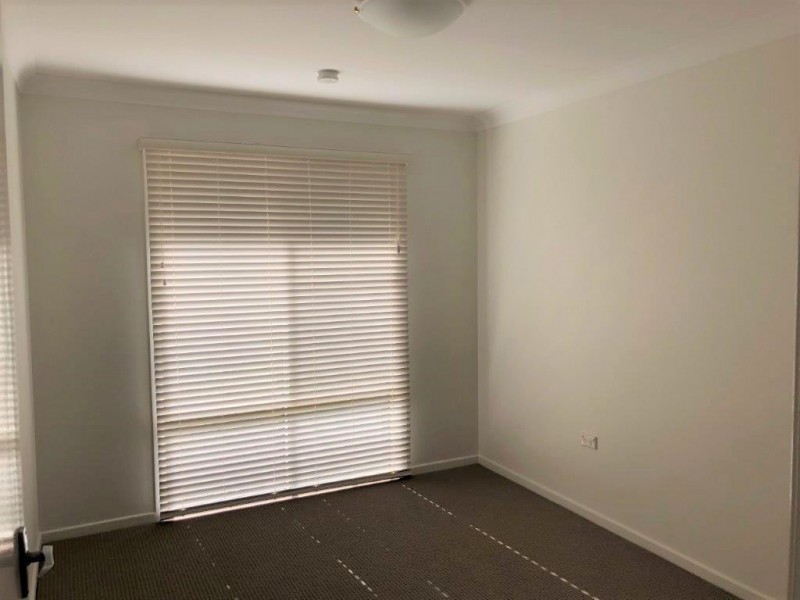 1 Mina Street, Rangeville QLD 4350