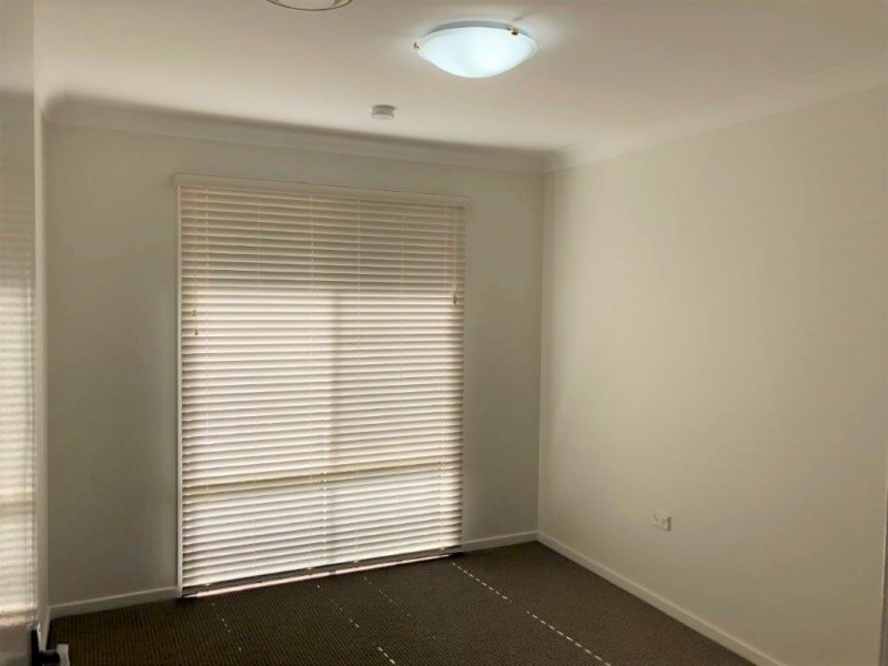 1 Mina Street, Rangeville QLD 4350