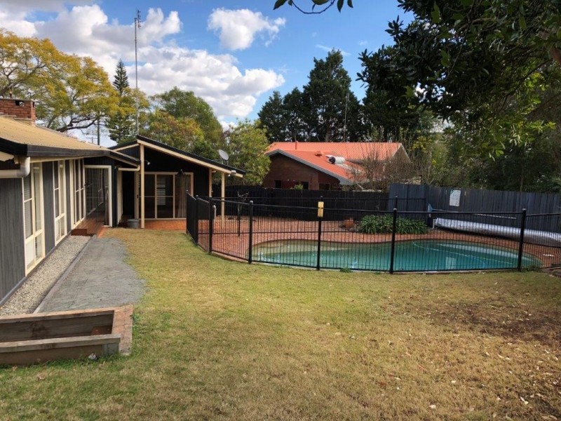 1 Mina Street, Rangeville QLD 4350