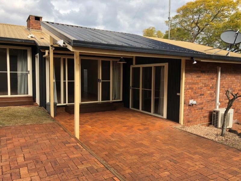 1 Mina Street, Rangeville QLD 4350