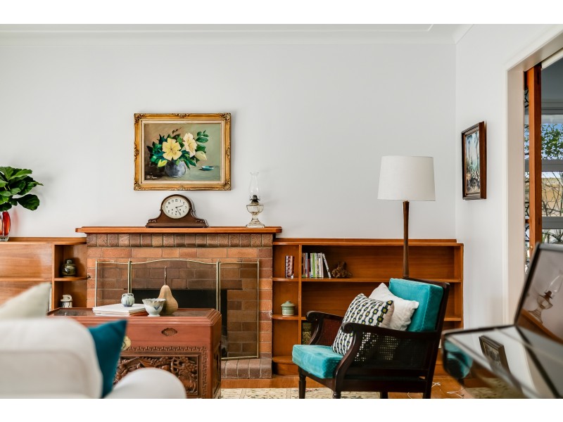 12 Crown Street, Rangeville QLD 4350