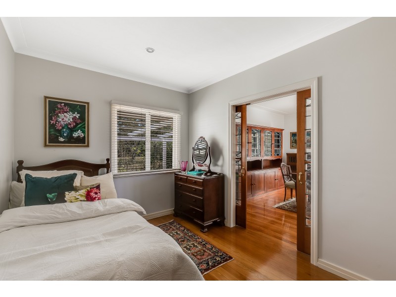 12 Crown Street, Rangeville QLD 4350