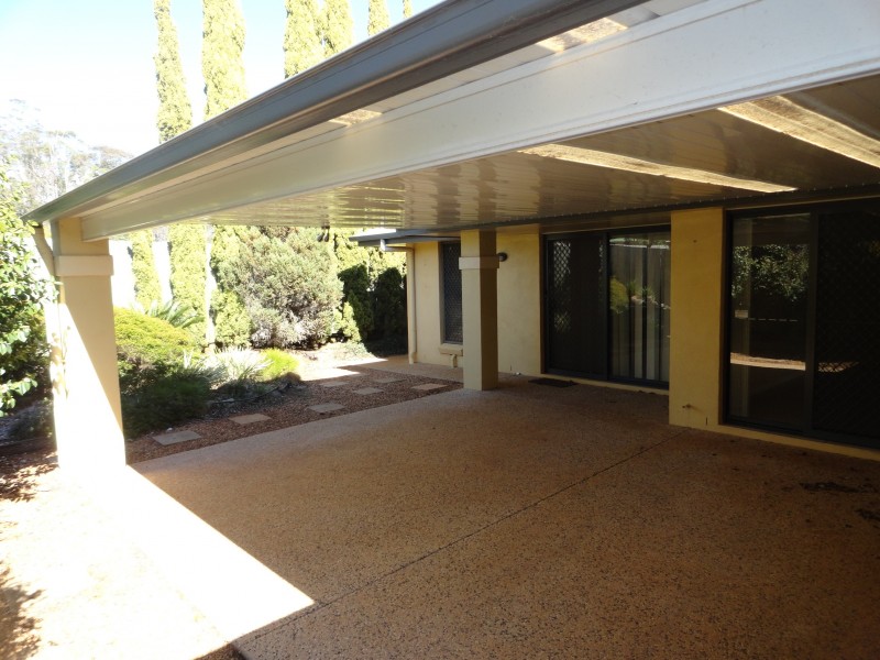 8 Pearl Court, Rangeville QLD 4350