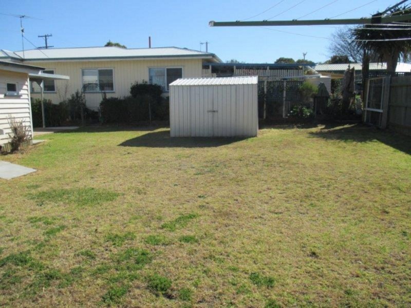 8 Kenilworth Street, North Toowoomba QLD 4350