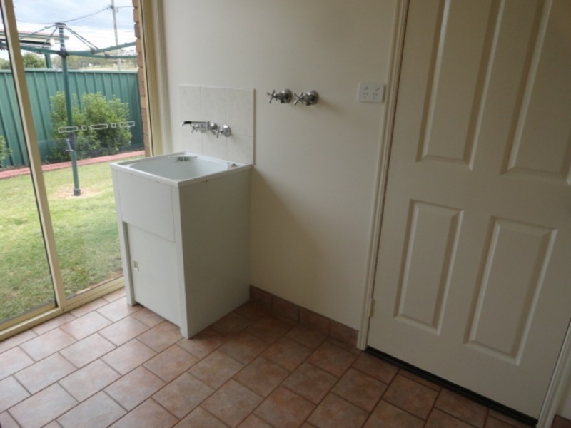 56 Nash Drive, Glenvale QLD 4350