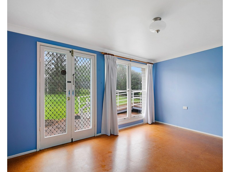 55 Wooldridge Street, Mount Lofty QLD 4350
