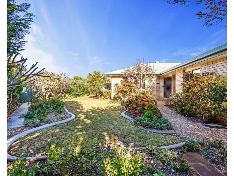 2 Daisy Court, Middle Ridge QLD 4350