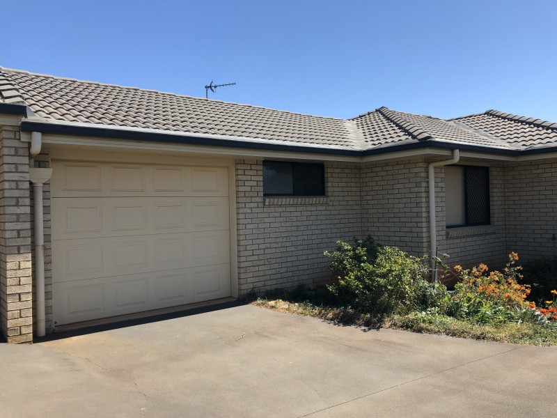 1/12 Underwood Crescent, Harristown QLD 4350