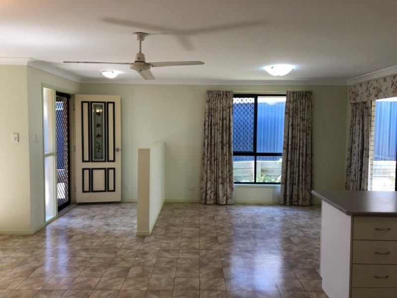 2/12 Underwood Crescent, Harristown QLD 4350