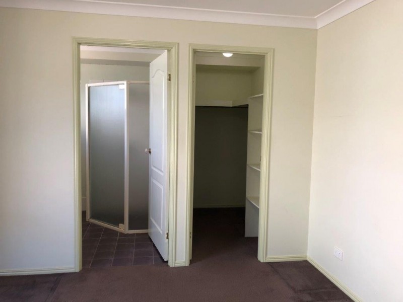 2/12 Underwood Crescent, Harristown QLD 4350