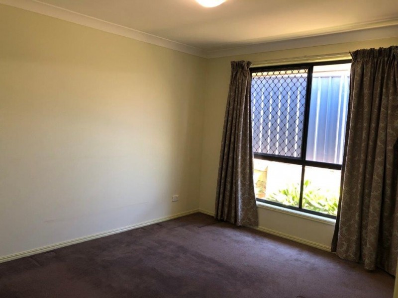 2/12 Underwood Crescent, Harristown QLD 4350