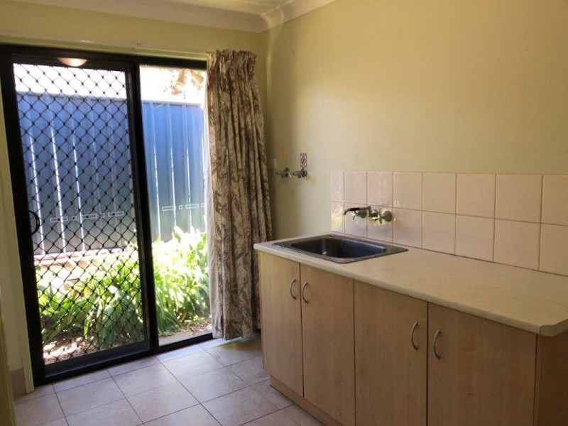 2/12 Underwood Crescent, Harristown QLD 4350