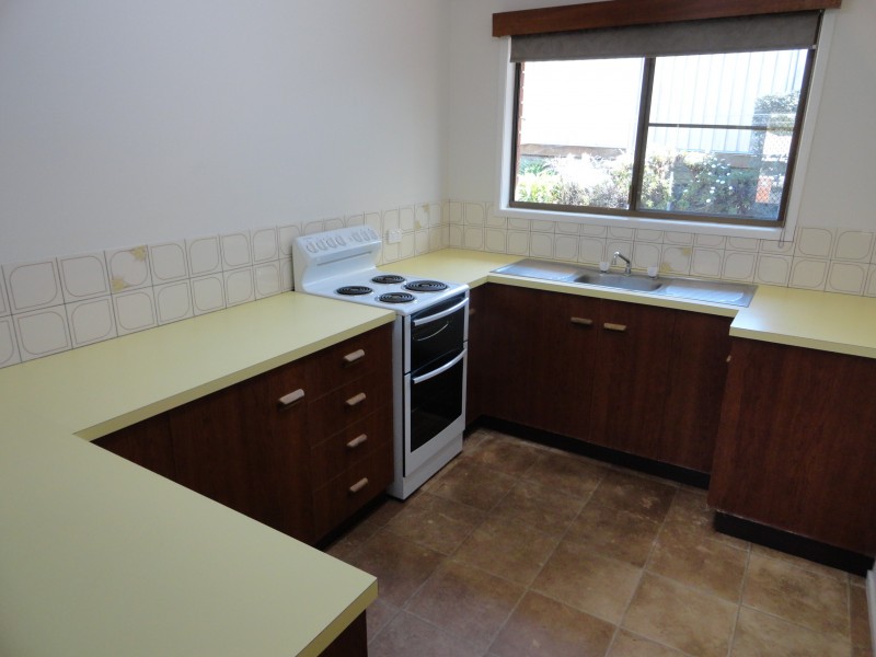 1/11 Agnes Street, Centenary Heights QLD 4350