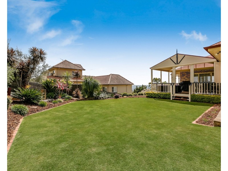 7 Martindale Court, Mount Lofty QLD 4350