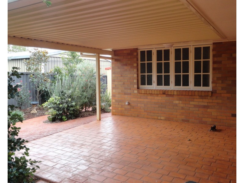 7 Cleary Street, Centenary Heights QLD 4350