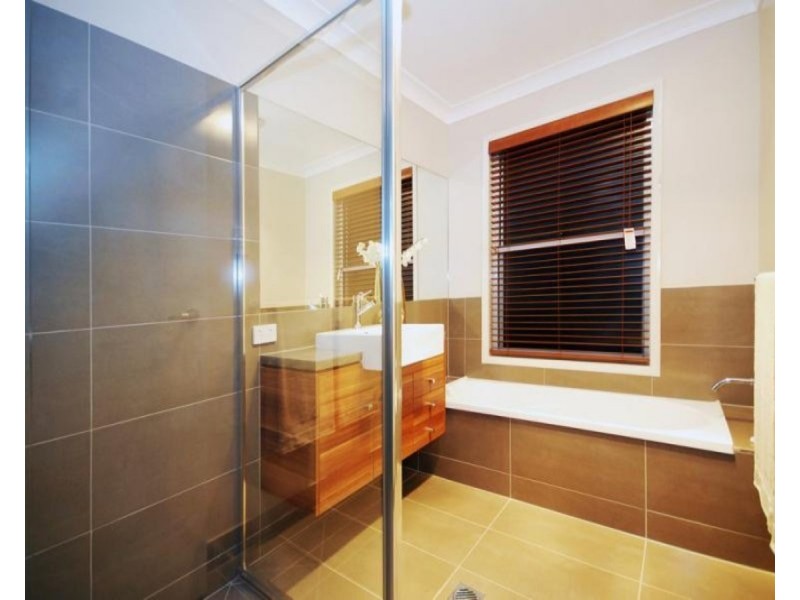 2/35 Perth Street, Rangeville QLD 4350