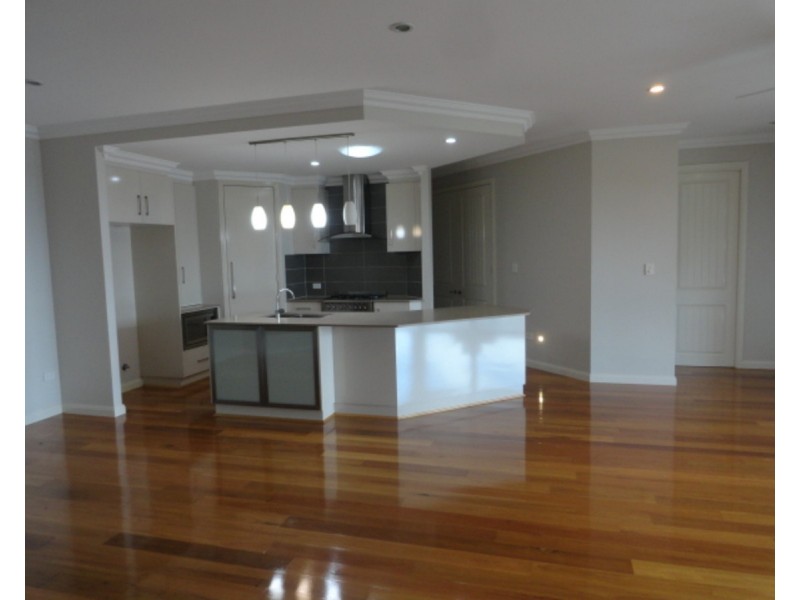 1/21 Kearney Street, Kearneys Spring QLD 4350