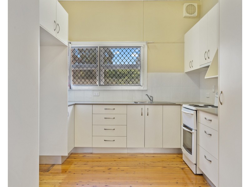 66 Underwood Crescent, Harristown QLD 4350