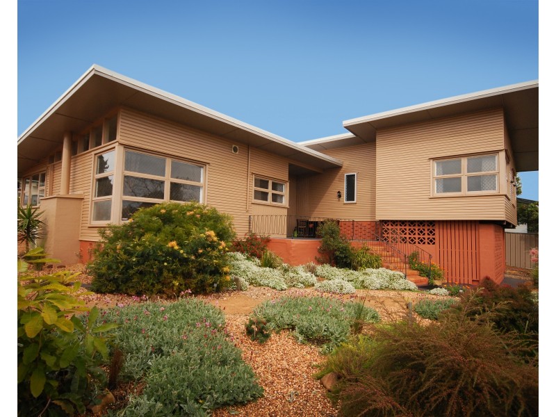 66 Underwood Crescent, Harristown QLD 4350