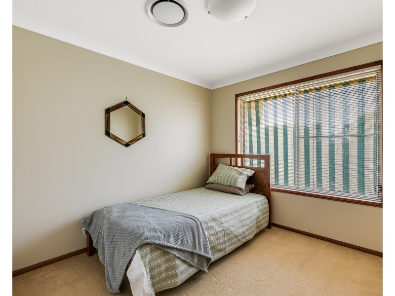 16 Parsley Drive, Middle Ridge QLD 4350
