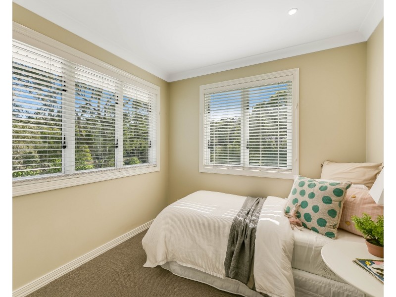 16 Flagstone Creek Road, Middle Ridge QLD 4350