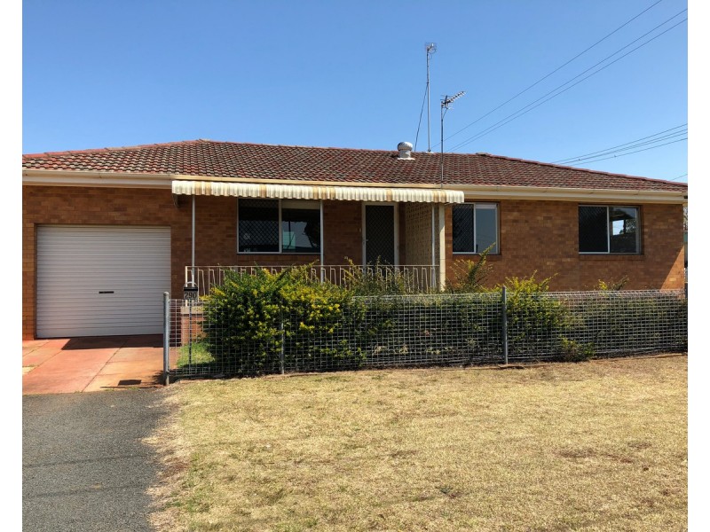 290 North Street, Rockville QLD 4350
