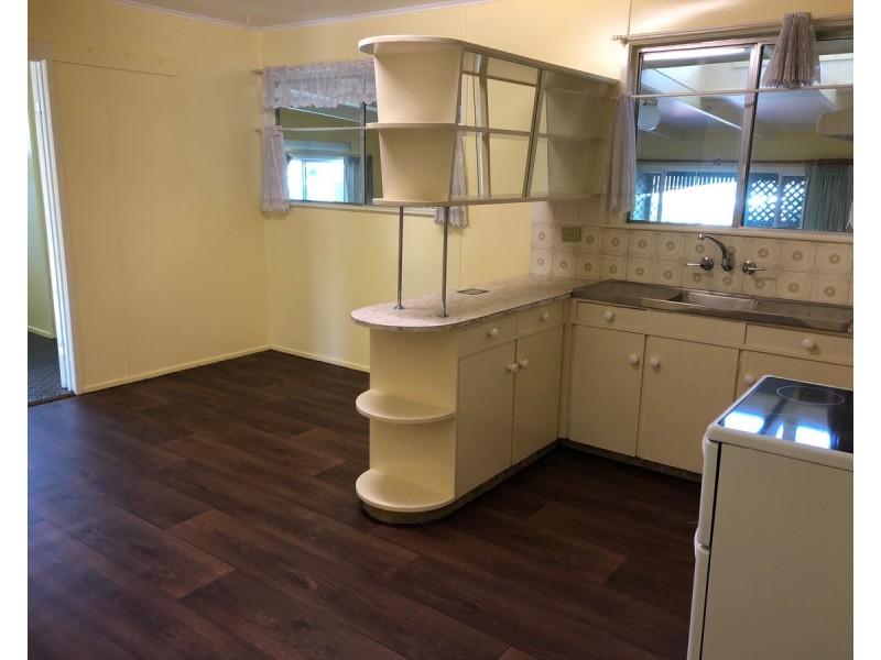 292 North Street, Rockville QLD 4350