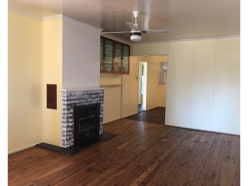 292 North Street, Rockville QLD 4350