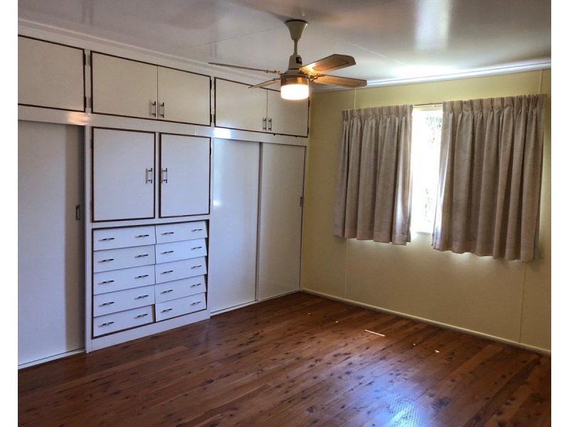 292 North Street, Rockville QLD 4350