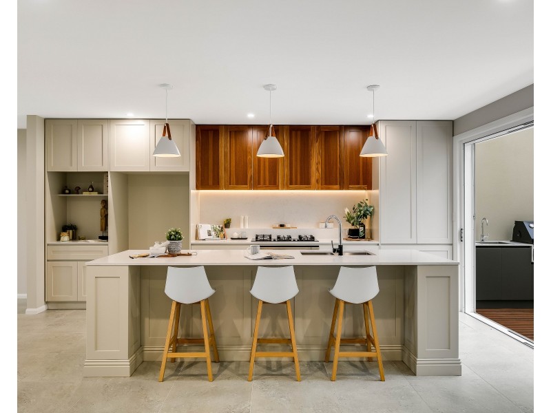 2/3 Stonehaven Street, Mount Lofty QLD 4350