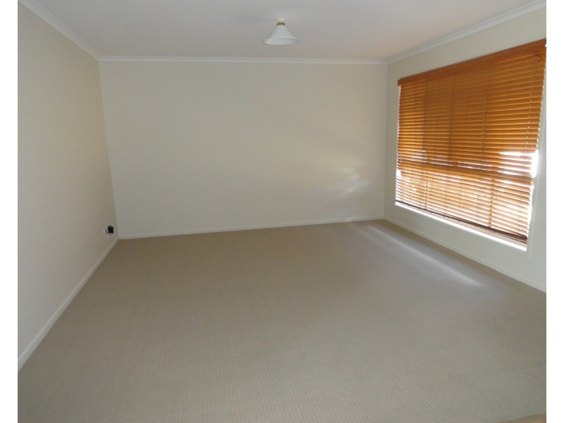 11 Dyson Drive, Darling Heights QLD 4350