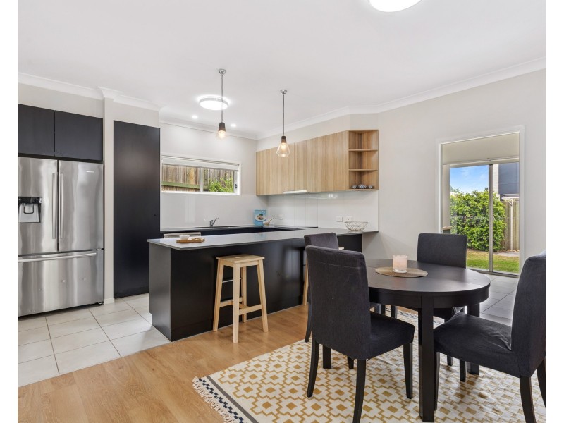 3/10 Spieker Street, Mount Lofty QLD 4350