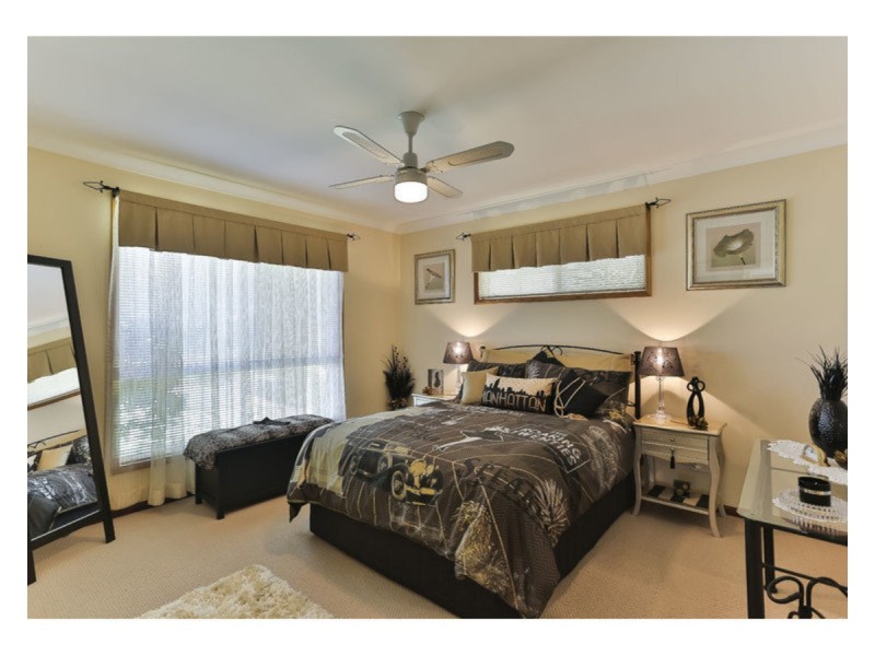 429 Hume Street, Kearneys Spring QLD 4350