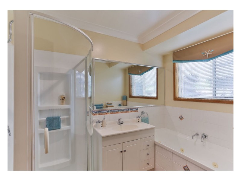 429 Hume Street, Kearneys Spring QLD 4350