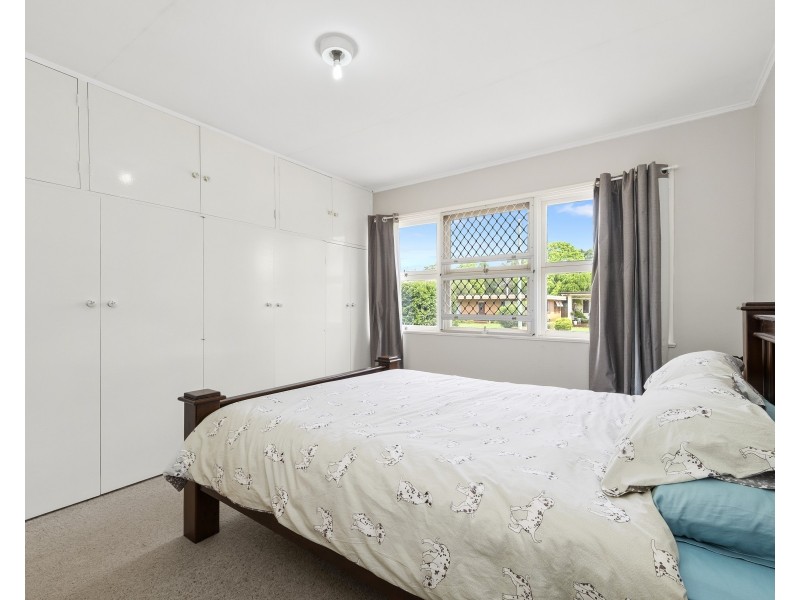 13 Cathro Street, Rockville QLD 4350