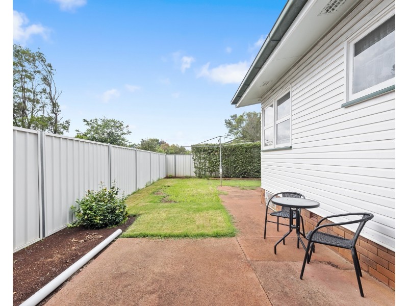 13 Cathro Street, Rockville QLD 4350
