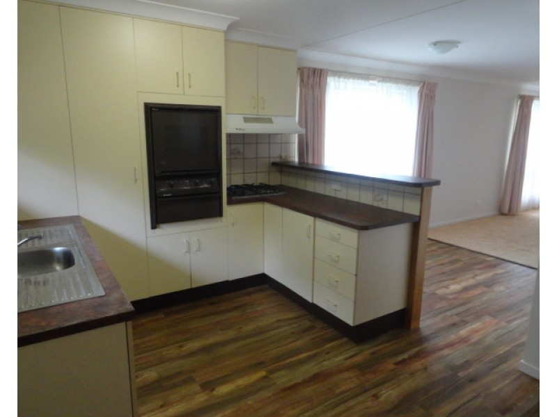 1/166 Ramsay Street, Centenary Heights QLD 4350