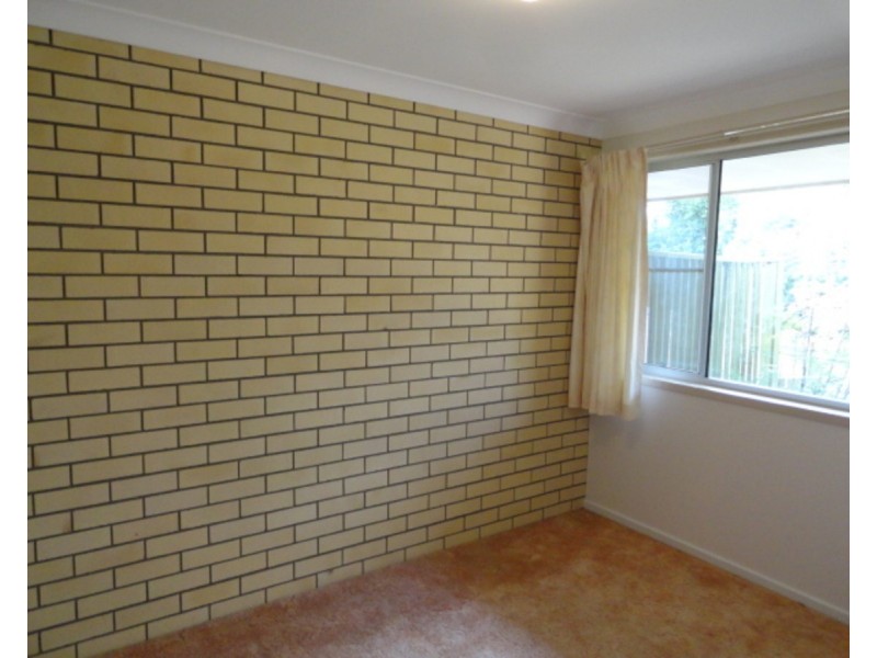 1/166 Ramsay Street, Centenary Heights QLD 4350