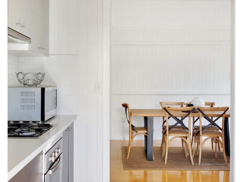 43 West Street, Newtown QLD 4350