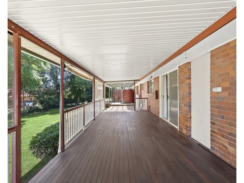 28 Debra Street, Centenary Heights QLD 4350