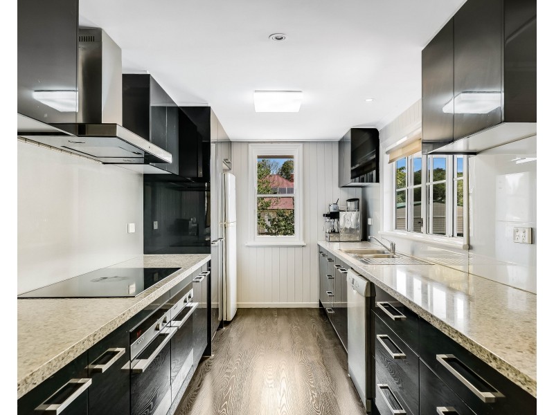 190 Long Street, South Toowoomba QLD 4350