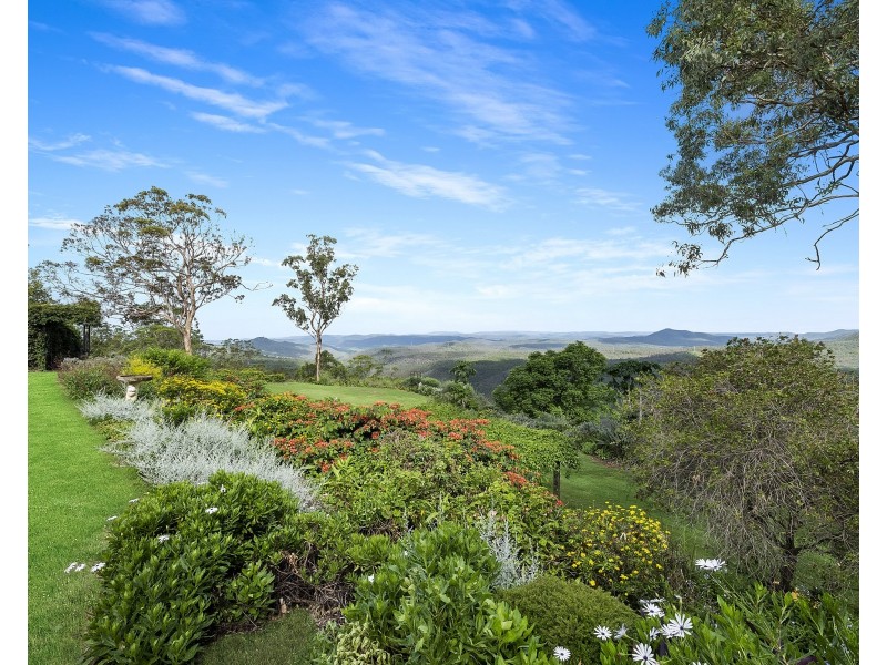 2 Burraway Court, Middle Ridge QLD 4350