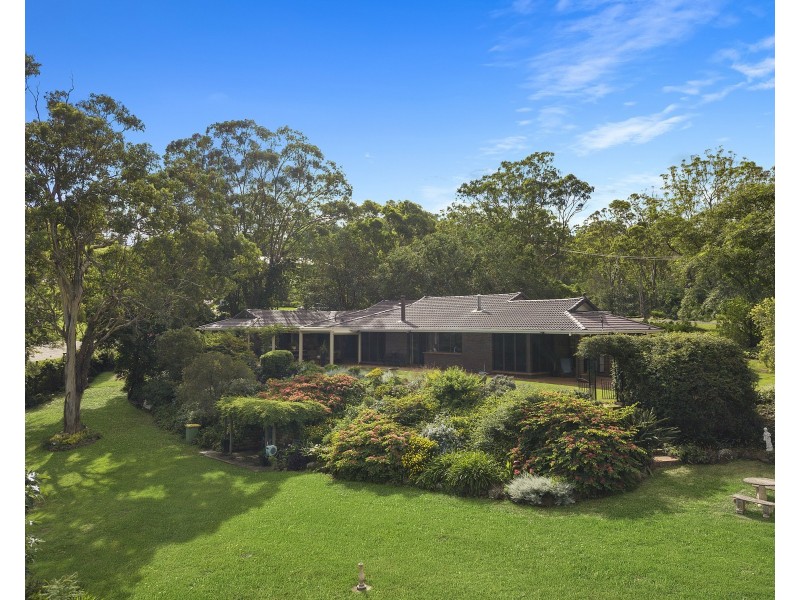 2 Burraway Court, Middle Ridge QLD 4350